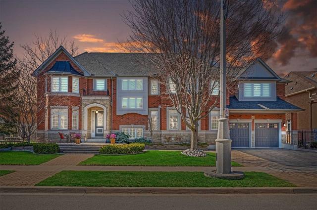 3427 Buena Vista Crt, House detached with 4 bedrooms, 5 bathrooms and 7 parking in Oakville ON | Image 1