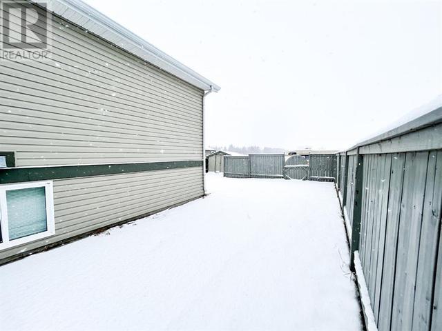 6420 52 Street, House detached with 3 bedrooms, 3 bathrooms and 2 parking in Ponoka AB | Image 19