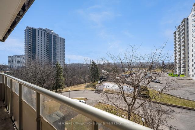 309 - 215 Glenridge Ave, Condo with 2 bedrooms, 1 bathrooms and 1 parking in St. Catharines ON | Image 15