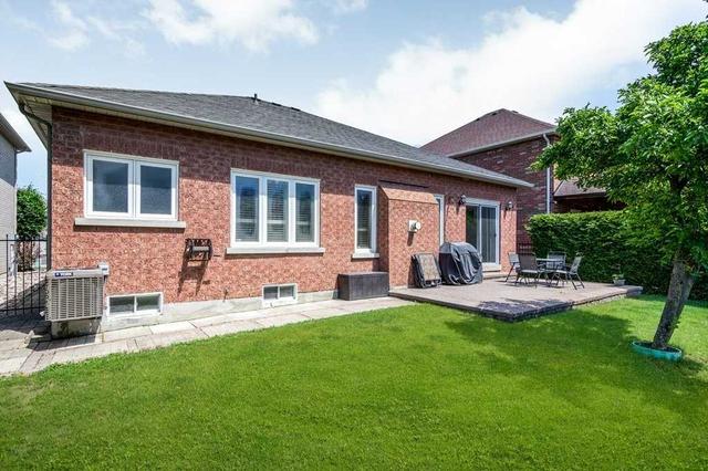 81 Shawbridge Blvd, House detached with 3 bedrooms, 3 bathrooms and 5 parking in Vaughan ON | Image 15
