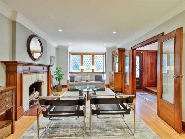 20 Balsam Rd, House detached with 3 bedrooms, 2 bathrooms and 1 parking in Toronto ON | Image 34