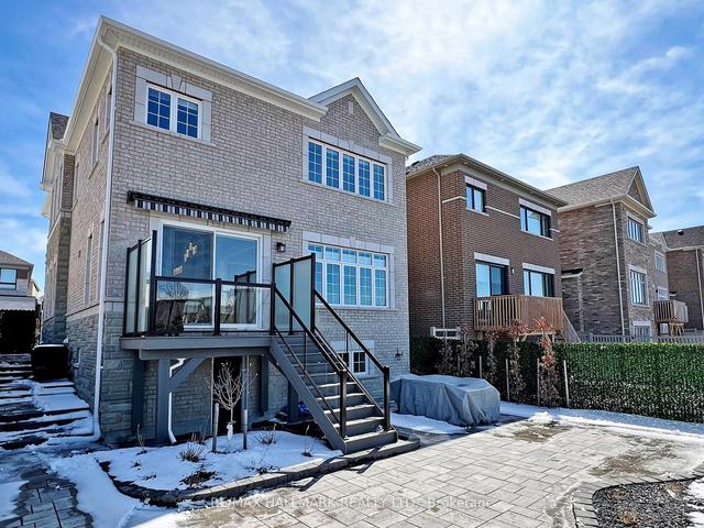 48 Pine Hill Cres, House detached with 4 bedrooms, 5 bathrooms and 4 parking in Aurora ON | Image 29
