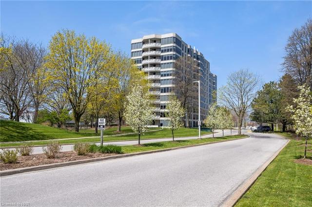 202 - 81 Scott Street, House attached with 2 bedrooms, 1 bathrooms and 1 parking in St. Catharines ON | Image 7