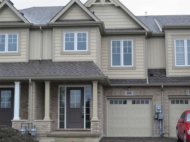600 Julia Dr, House attached with 3 bedrooms, 3 bathrooms and 3 parking in Welland ON | Card Image