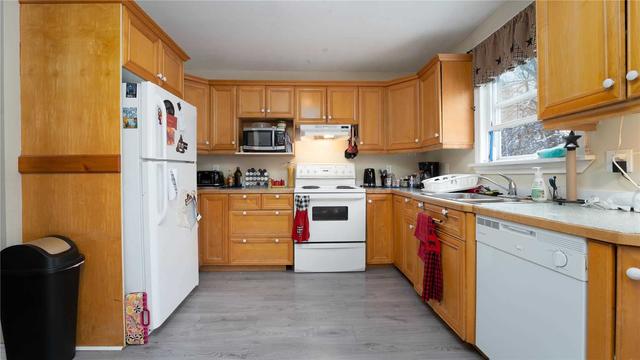 148 Joseph St, House detached with 3 bedrooms, 3 bathrooms and 4 parking in Kingston ON | Image 4