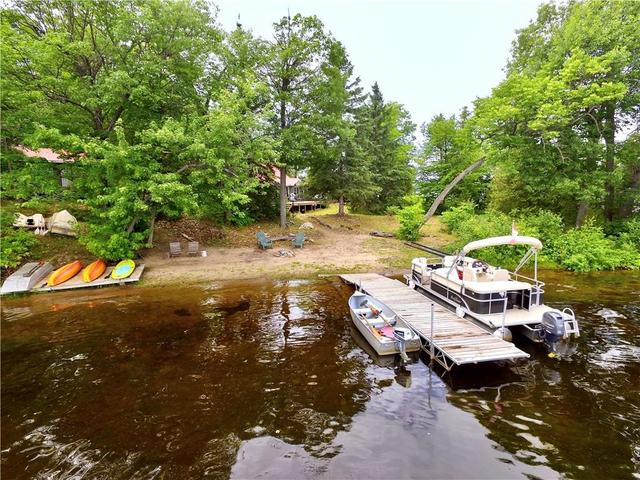 0 Beattys Island, House detached with 3 bedrooms, 2 bathrooms and null parking in North Algona Wilberforce ON | Image 3
