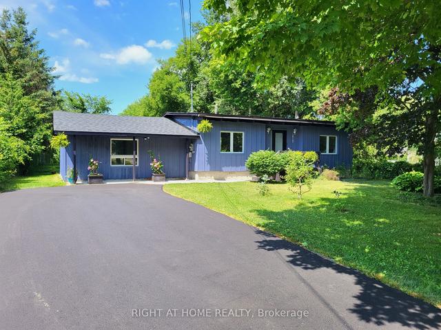 1012 Goshen Rd, House detached with 3 bedrooms, 2 bathrooms and 7 parking in Innisfil ON | Image 1