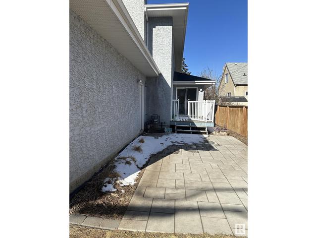 12618 109 Av Nw, House semidetached with 3 bedrooms, 3 bathrooms and null parking in Edmonton AB | Image 34