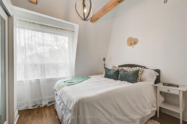 83 Eaton Ave, House semidetached with 2 bedrooms, 2 bathrooms and 1 parking in Toronto ON | Image 9