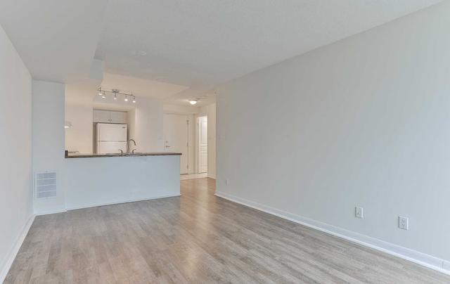 1013 - 323 Richmond St, Condo with 1 bedrooms, 1 bathrooms and 1 parking in Toronto ON | Image 4