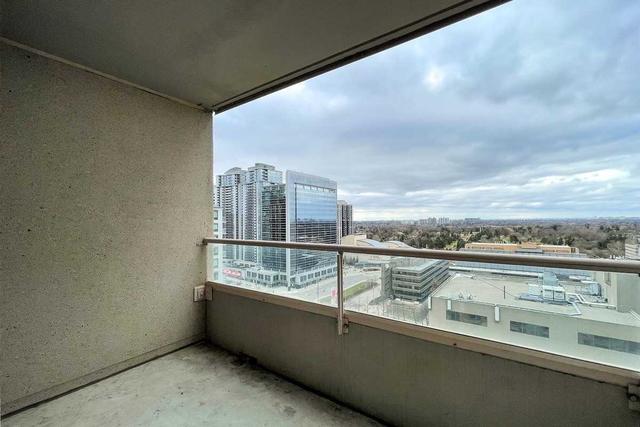2108 - 18 Hillcrest Ave, Condo with 2 bedrooms, 2 bathrooms and 1 parking in Toronto ON | Image 16