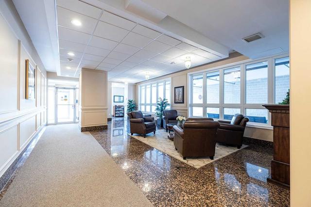 500 - 15450 Yonge St, Condo with 2 bedrooms, 2 bathrooms and 1 parking in Aurora ON | Image 19