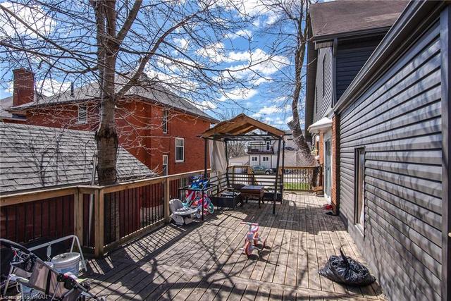 184 Courtland Avenue E, House detached with 3 bedrooms, 2 bathrooms and 3 parking in Kitchener ON | Image 39