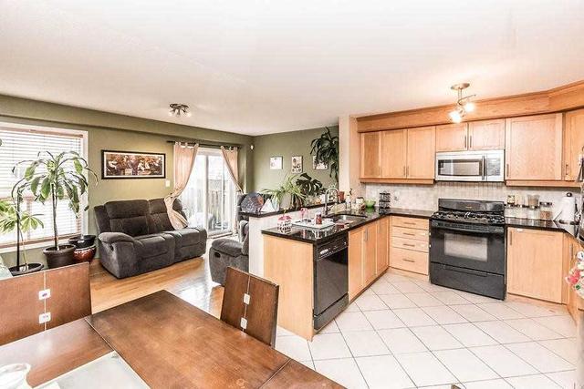 40 Cadillac Cres, House semidetached with 3 bedrooms, 4 bathrooms and 3 parking in Brampton ON | Image 28