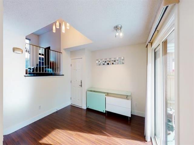 7250 Appledale Place, House attached with 3 bedrooms, 2 bathrooms and null parking in Vancouver BC | Card Image