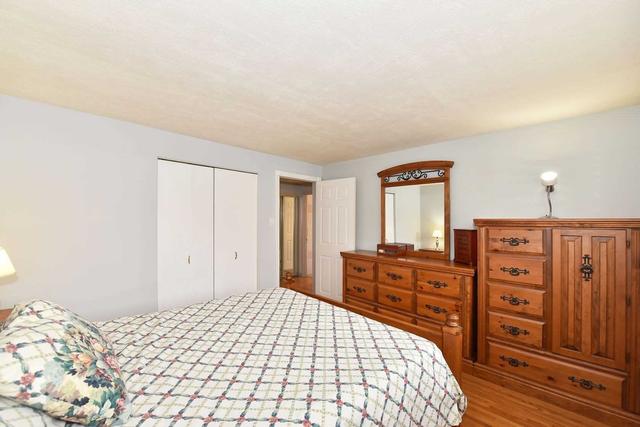 64 Harland Cres, House detached with 3 bedrooms, 1 bathrooms and 4 parking in Ajax ON | Image 14