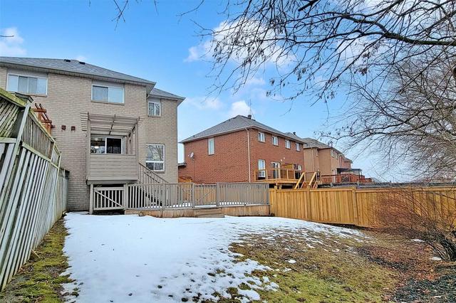 1612 Autumn Cres, House semidetached with 3 bedrooms, 3 bathrooms and 2 parking in Pickering ON | Image 31