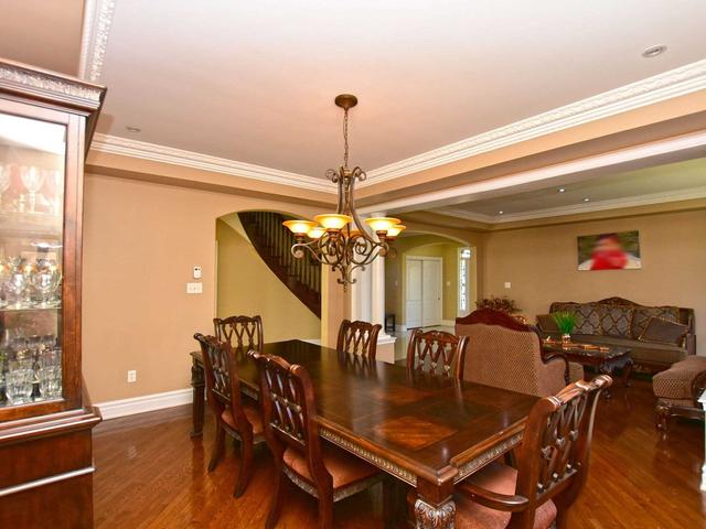 68 Bloomsbury Ave, House detached with 5 bedrooms, 6 bathrooms and 6 parking in Brampton ON | Image 39