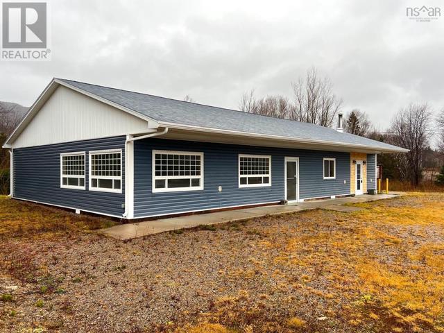 43118 Cabot Trail|Skir Dhu, House detached with 3 bedrooms, 1 bathrooms and null parking in Victoria, Subd. A NS | Image 42