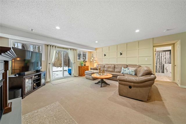 263 Glenabbey Dr, House detached with 4 bedrooms, 2 bathrooms and 5 parking in Clarington ON | Image 14