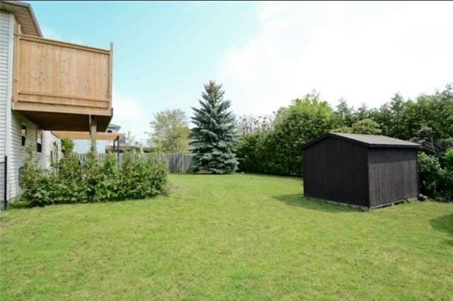 795 Grandview St N, House detached with 3 bedrooms, 2 bathrooms and 7 parking in Oshawa ON | Image 4