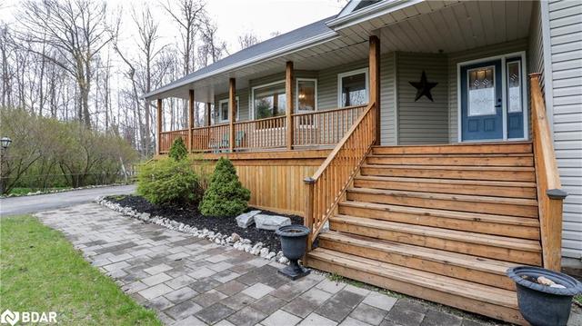25 Lisbon Court, House detached with 4 bedrooms, 3 bathrooms and 8 parking in Wasaga Beach ON | Image 5