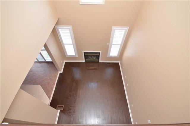 19 Tobermory Cres, House detached with 3 bedrooms, 4 bathrooms and 3 parking in Brampton ON | Image 14