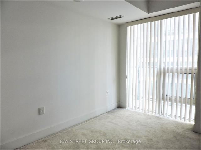 1315 - 955 Bay St, Condo with 1 bedrooms, 1 bathrooms and 0 parking in Toronto ON | Image 4