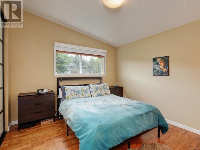 740 Rockheights Ave, House detached with 4 bedrooms, 4 bathrooms and 5 parking in Esquimalt BC | Image 11