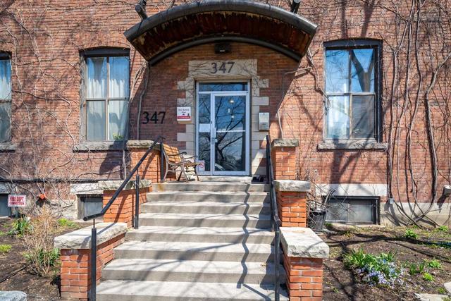 111a - 347 Sorauren Ave, Condo with 1 bedrooms, 1 bathrooms and 1 parking in Toronto ON | Image 8