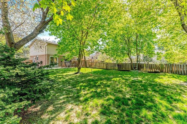 6983 Cadiz Cres, House semidetached with 3 bedrooms, 3 bathrooms and 4 parking in Mississauga ON | Image 29