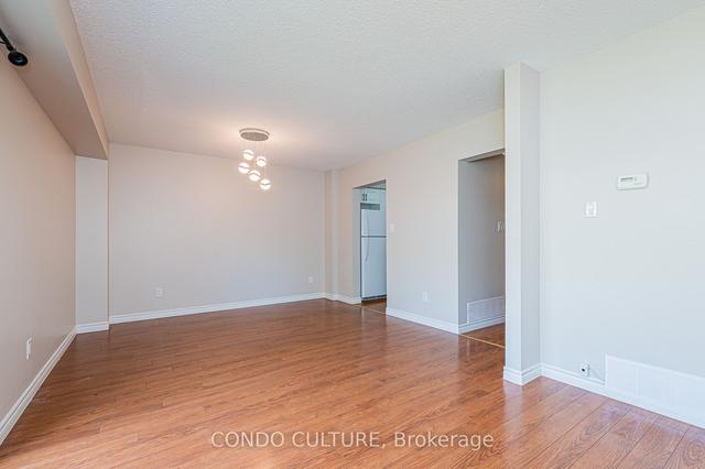 3 - 125 Sekura Cres, Townhouse with 3 bedrooms, 2 bathrooms and 2 parking in Cambridge ON | Image 35