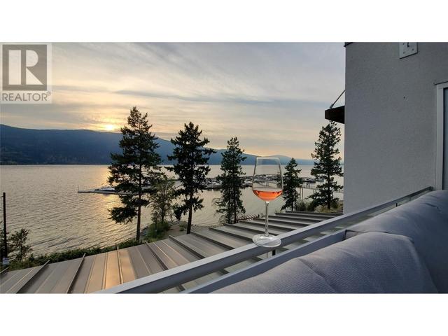 104 - 3398 Mckinley Beach Lane, House attached with 2 bedrooms, 2 bathrooms and 1 parking in Kelowna BC | Image 2