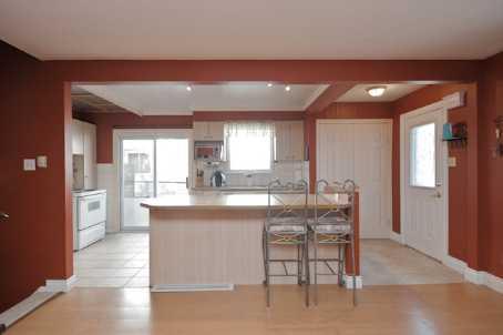 870 Finley Ave, House detached with 3 bedrooms, 2 bathrooms and 4 parking in Ajax ON | Image 2