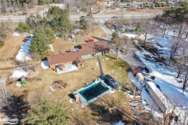 1515 Hwy 11 South, House detached with 4 bedrooms, 4 bathrooms and 10 parking in Gravenhurst ON | Image 39