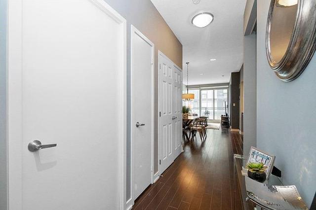 722 - 8 Telegram Mews, Condo with 1 bedrooms, 2 bathrooms and 1 parking in Toronto ON | Image 4