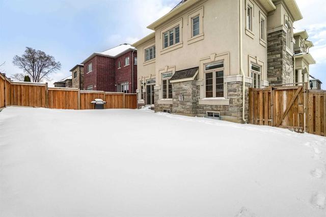 924 Gablehurst Cres, House detached with 4 bedrooms, 7 bathrooms and 4 parking in Pickering ON | Image 22