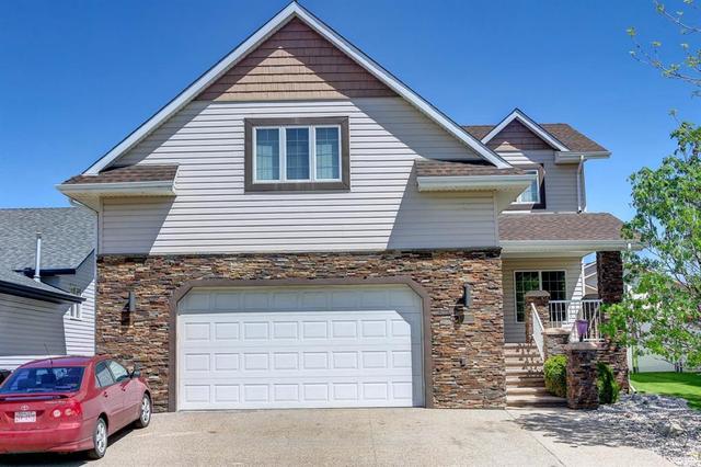 5 Bridgeport Wynd, House detached with 5 bedrooms, 3 bathrooms and 4 parking in Riverview AB | Card Image