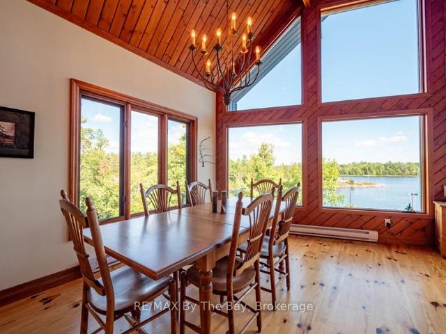 23212 Georgian Bay Shore, House detached with 3 bedrooms, 2 bathrooms and 0 parking in Georgian Bay ON | Image 9