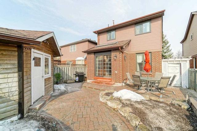 27 Scotia Dr, House detached with 3 bedrooms, 2 bathrooms and 5 parking in Brampton ON | Image 29