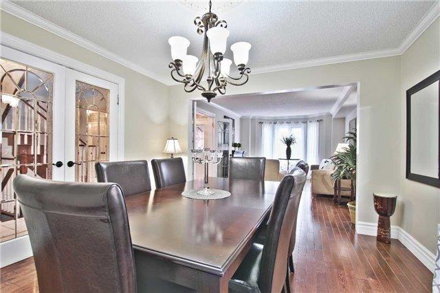 104 Royal Valley Dr, House detached with 4 bedrooms, 5 bathrooms and 4 parking in Caledon ON | Image 4