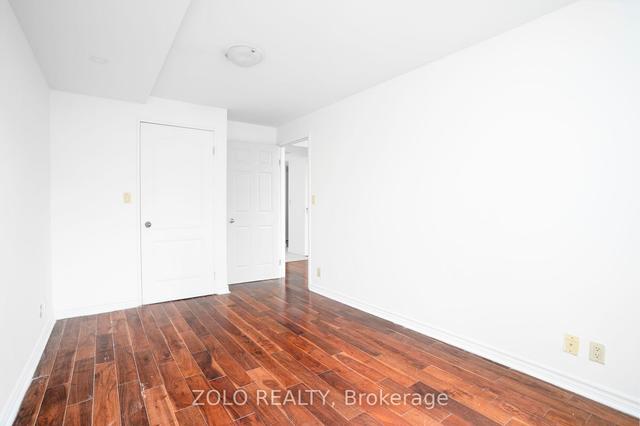 201 - 9 Greenbriar Rd, Condo with 1 bedrooms, 1 bathrooms and 1 parking in Toronto ON | Image 10