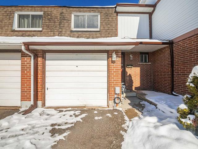 12 Sadlee Cove Cres, House attached with 3 bedrooms, 2 bathrooms and 3 parking in Toronto ON | Image 32