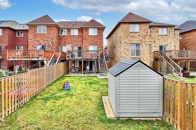 3258 Angel Pass Dr, House semidetached with 3 bedrooms, 4 bathrooms and 3 parking in Mississauga ON | Image 31