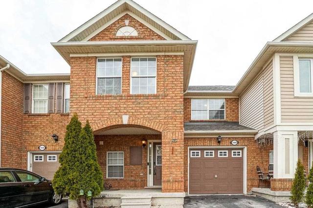 1060 Cooper Ave, House attached with 3 bedrooms, 3 bathrooms and 2 parking in Milton ON | Image 1