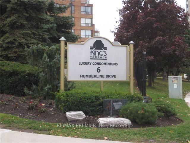 425 - 6 Humberline Dr, Condo with 1 bedrooms, 1 bathrooms and 1 parking in Toronto ON | Image 4