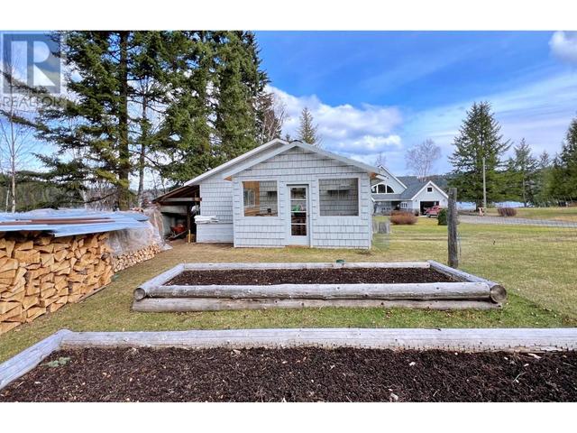 6416 Horsefly Landing Road, House detached with 3 bedrooms, 2 bathrooms and null parking in Cariboo F BC | Image 33