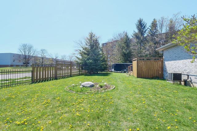 30 Mcgregor Crt, House detached with 3 bedrooms, 2 bathrooms and 6 parking in St. Thomas ON | Image 34