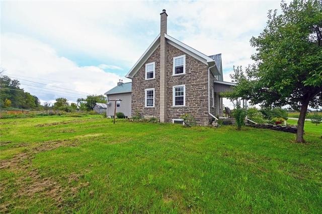 10159 Broken Second Road, House detached with 3 bedrooms, 1 bathrooms and 8 parking in South Dundas ON | Image 9