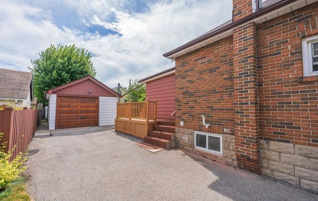 203 Hibbert Ave, House detached with 3 bedrooms, 2 bathrooms and 5 parking in Oshawa ON | Image 29